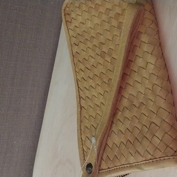 Voila Castellani NWT Wristlet